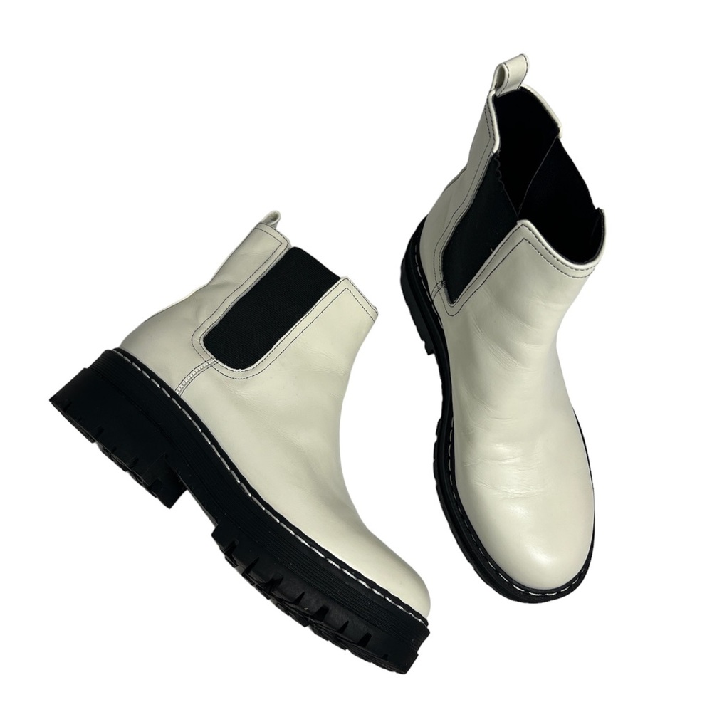Marc Fisher LTD White Leather Slip On Combat Boots Size 7